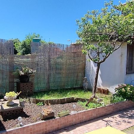 Shanti Ca' Casa Indipendente Con Giardino Lacchiarella Exterior foto